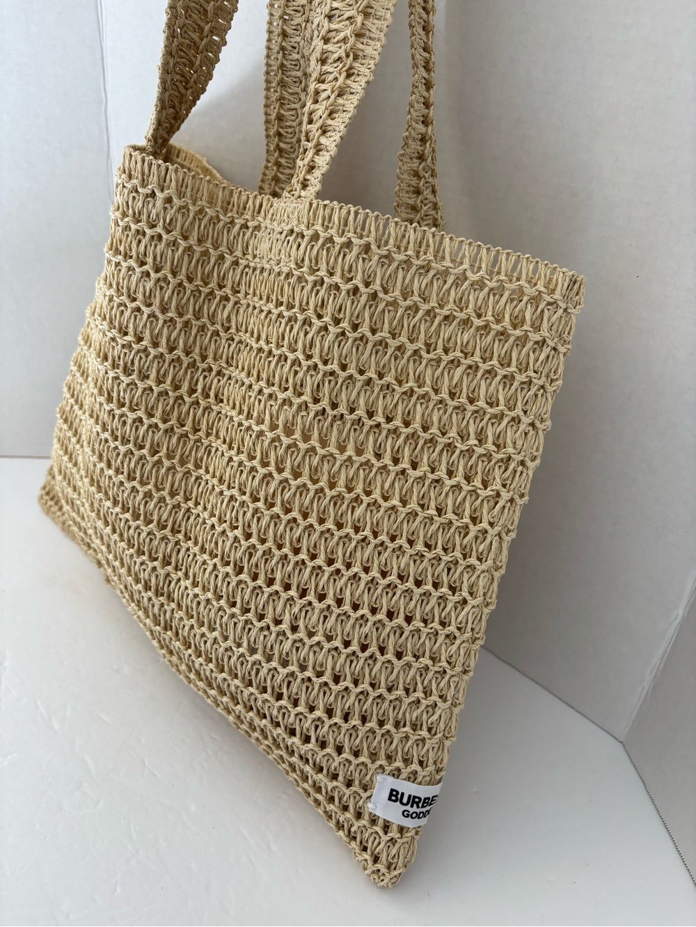 Burberry Beige Woven Tote - Picture 3 of 10